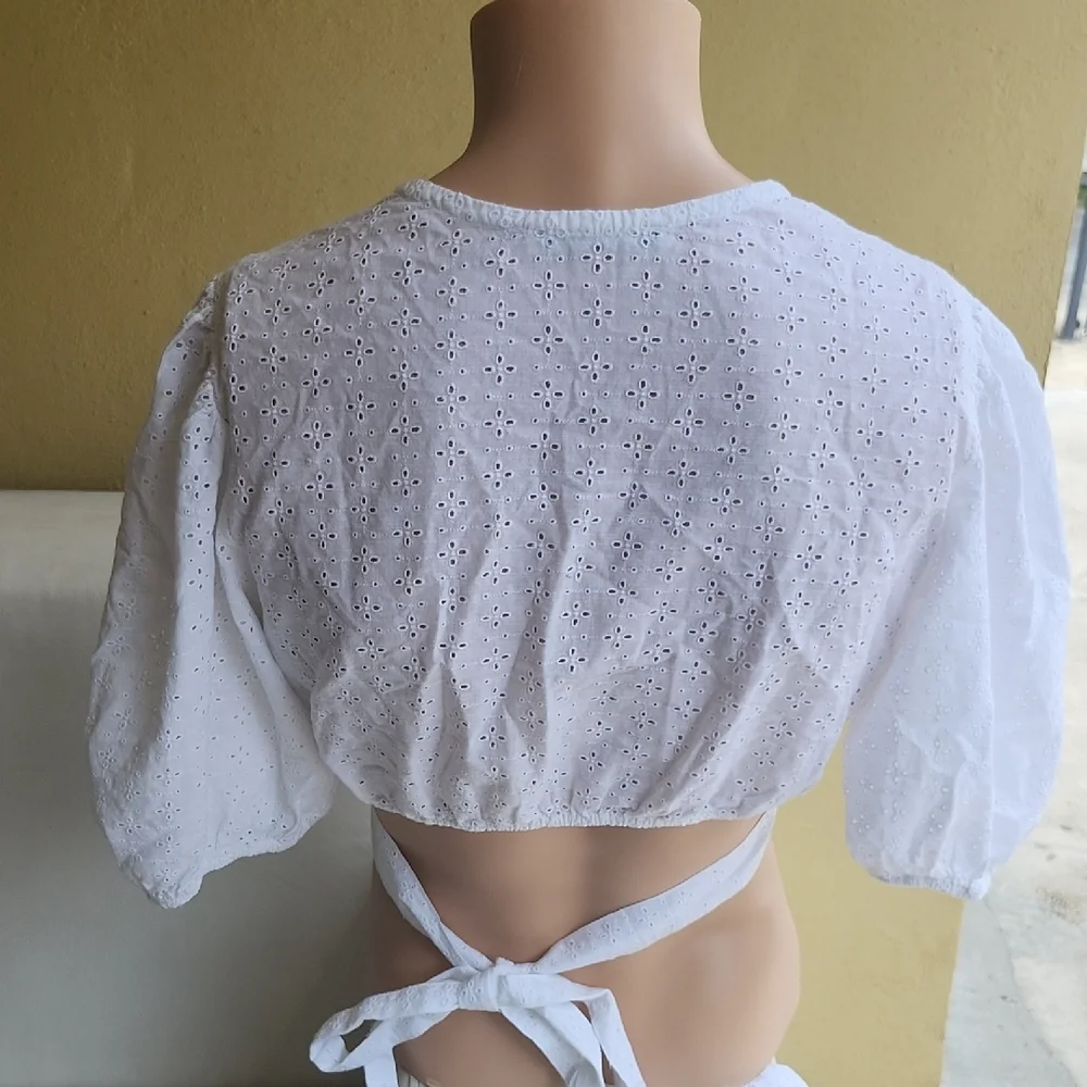 Abercrombie & Fitch White Puff Sleeve Wrap Crop Blouse - Picture 4 of 5